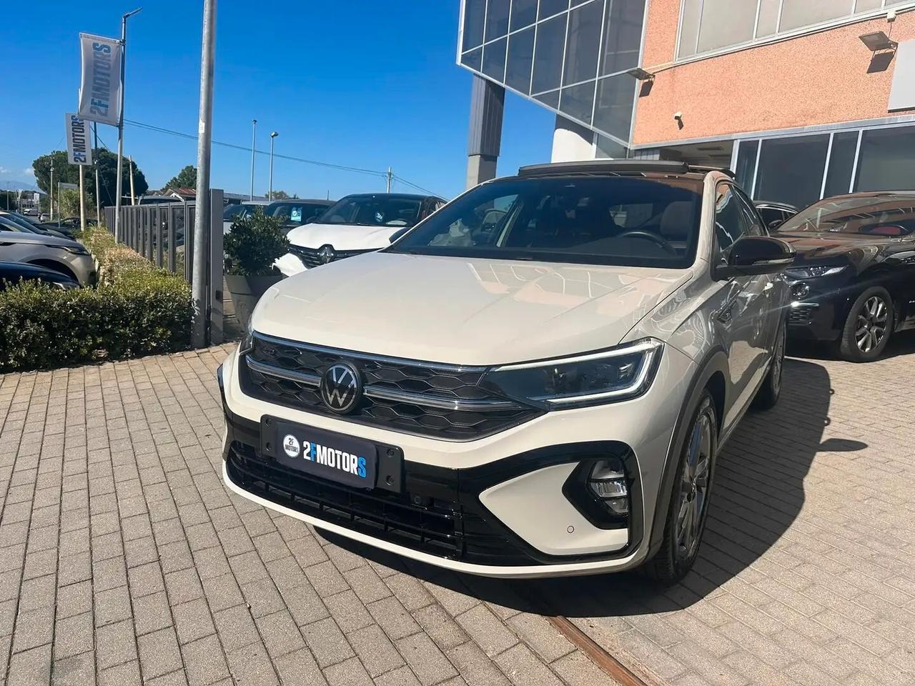 Volkswagen Taigo 1.0 TSI 110 CV DSG R-Line