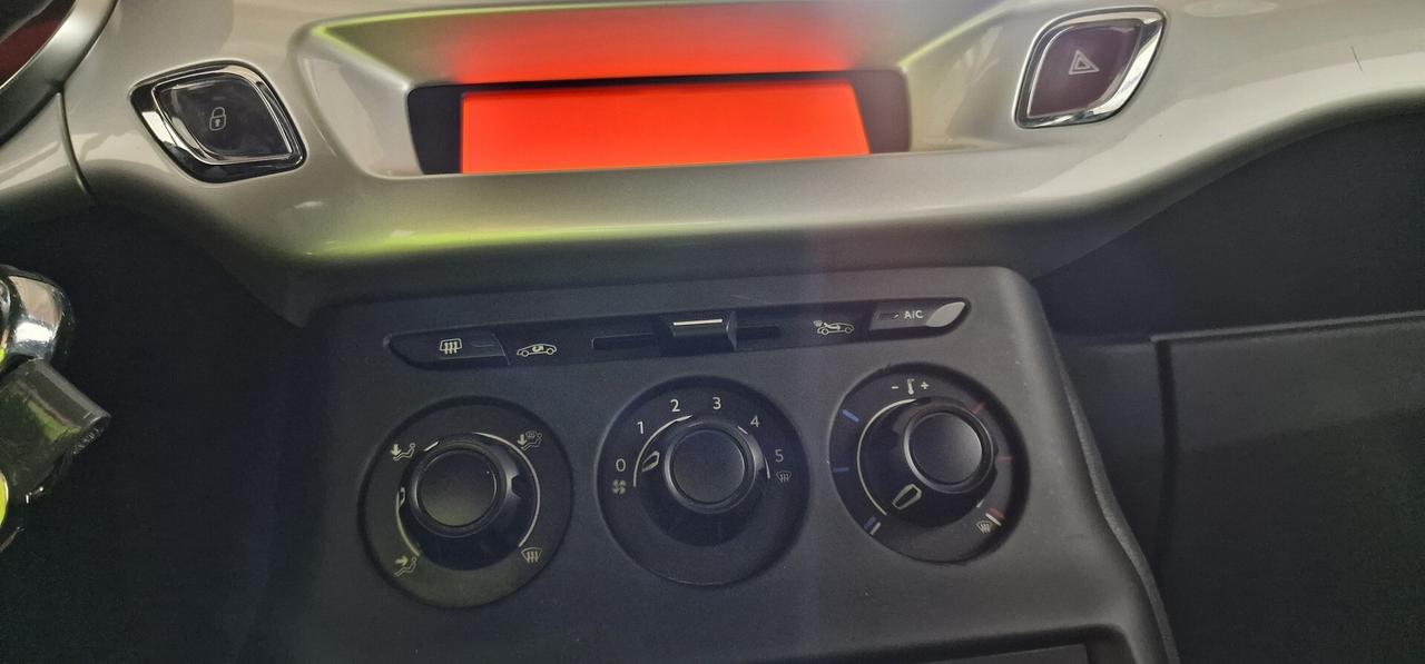 Citroen DS3 1.4 Vti Chic 95 cv 2010