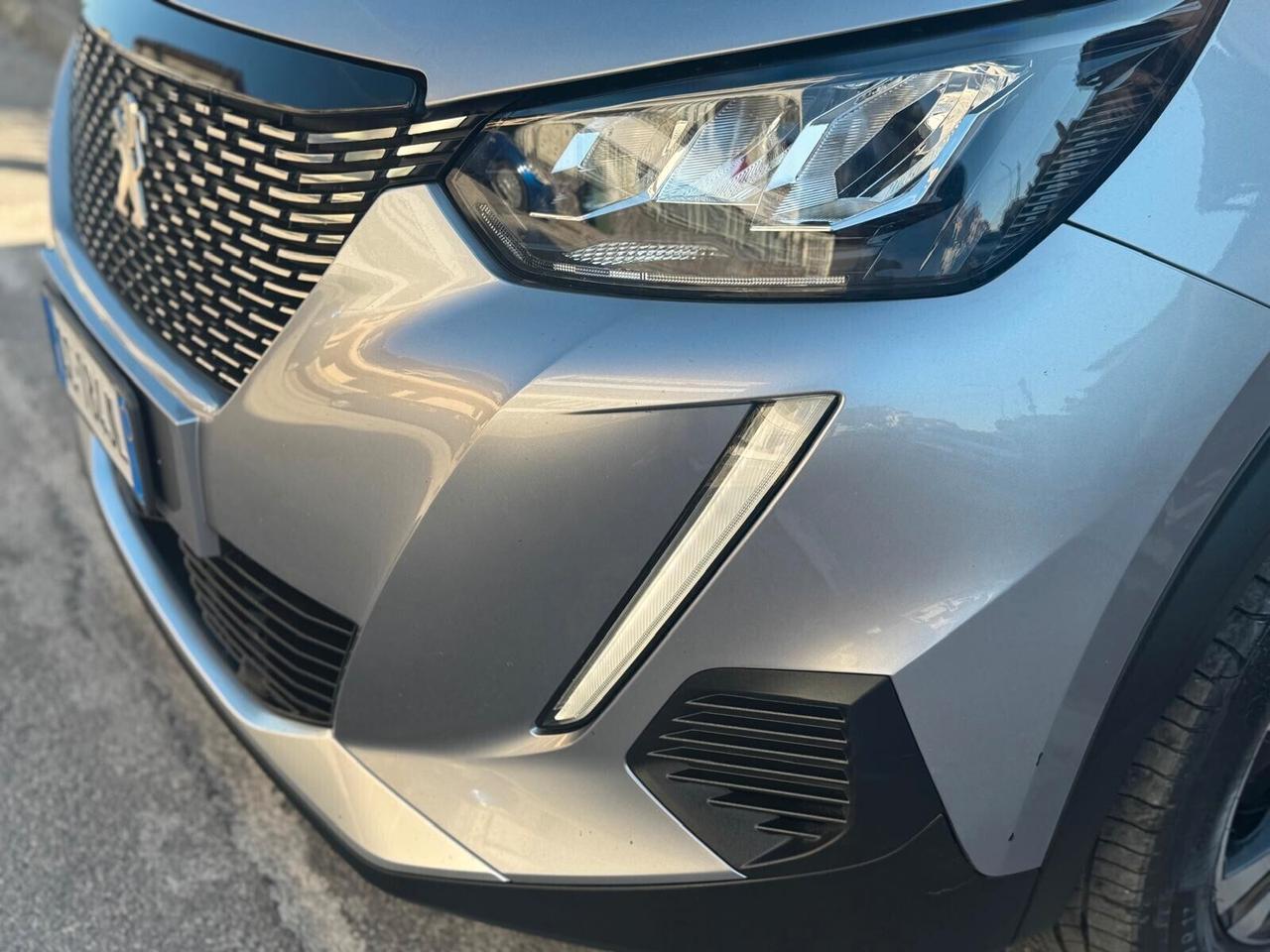 Peugeot 2008 BlueHDi 100 S&S Allure