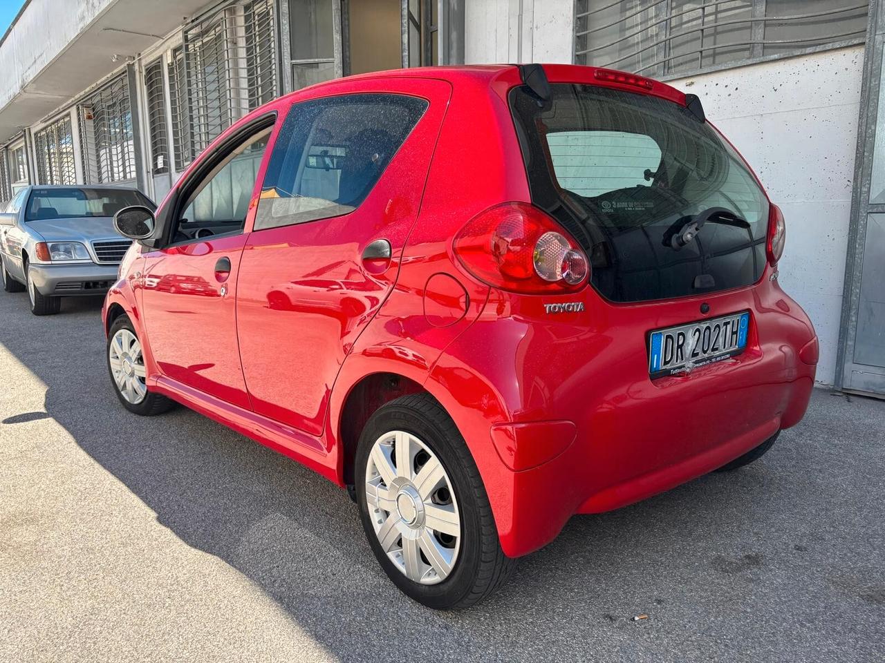 Toyota Aygo 1.0 12V VVT-i 5 porte