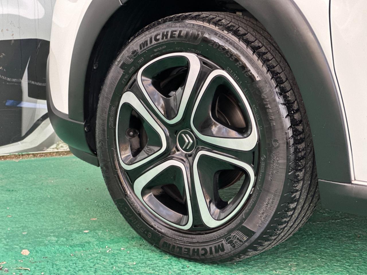 Citroën C3 1.5 BlueHdi 100cv Shine 2022