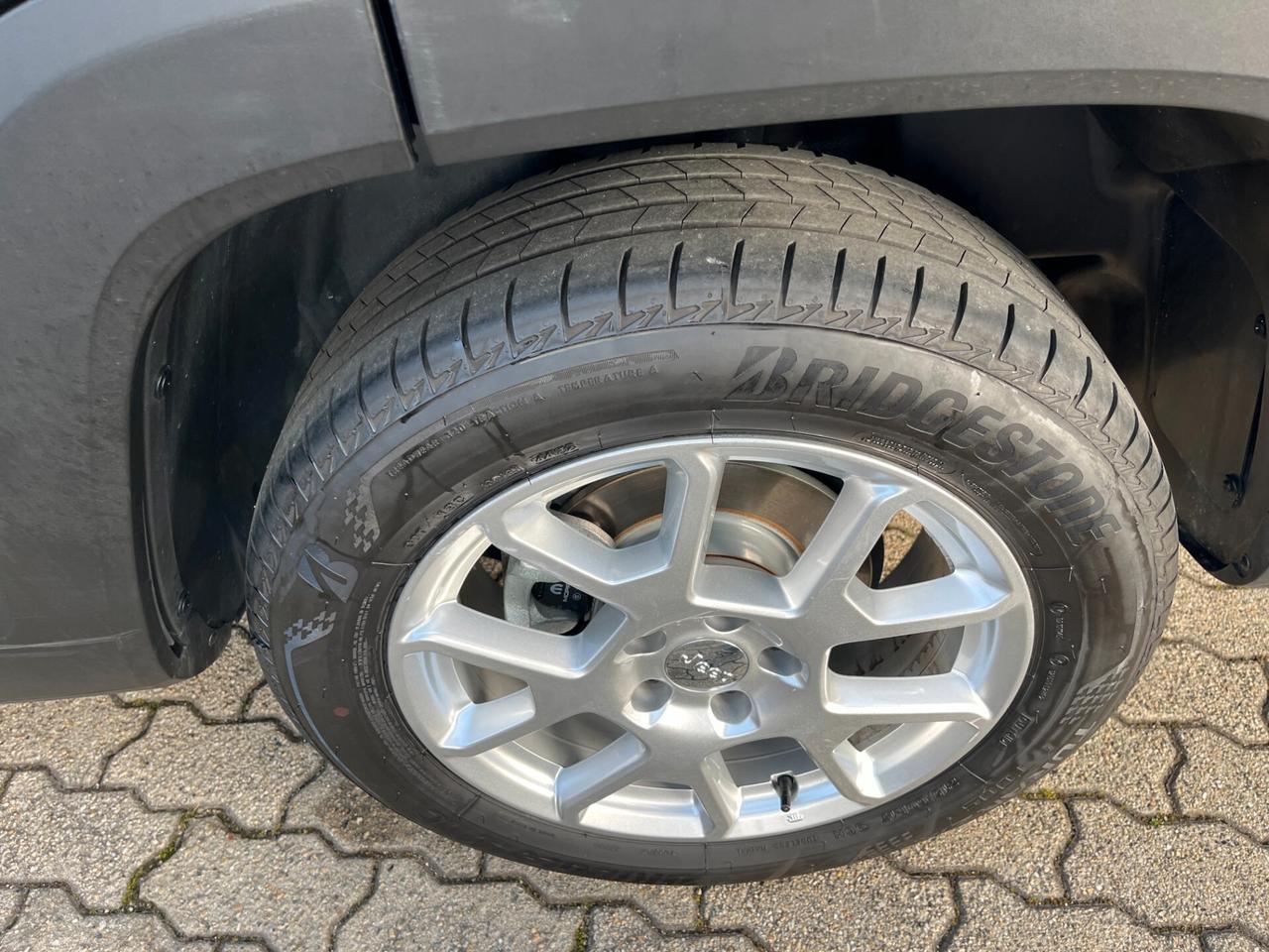 Jeep Renegade 1.5 Turbo T4 Limited 9.700KM - 2023