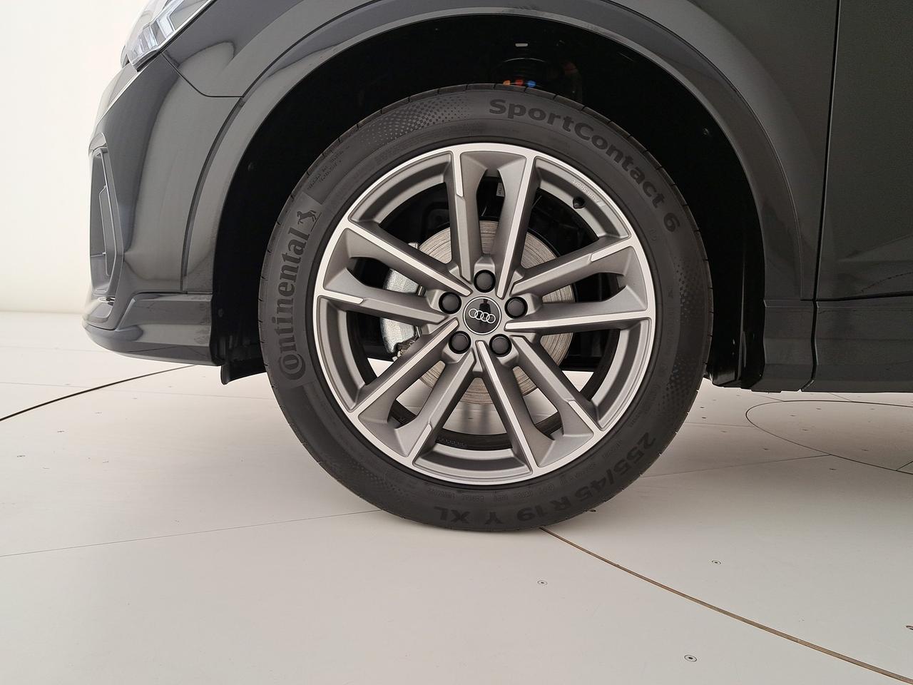 Audi Q3 sportback 35 2.0 tdi s line edition s-tronic