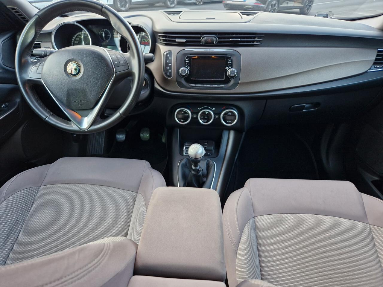 Alfa Romeo Giulietta 1.6 JTDm-2 105 CV Distinctive