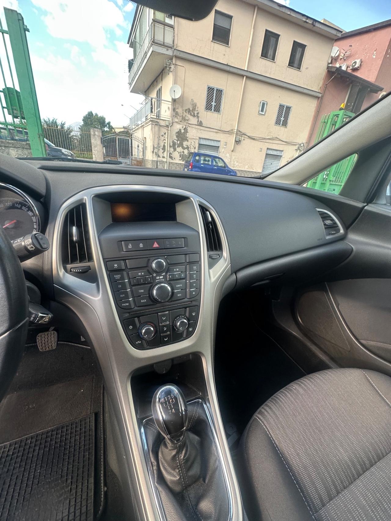 Opel Astra 1.4 100CV Sports Tourer Cosmo