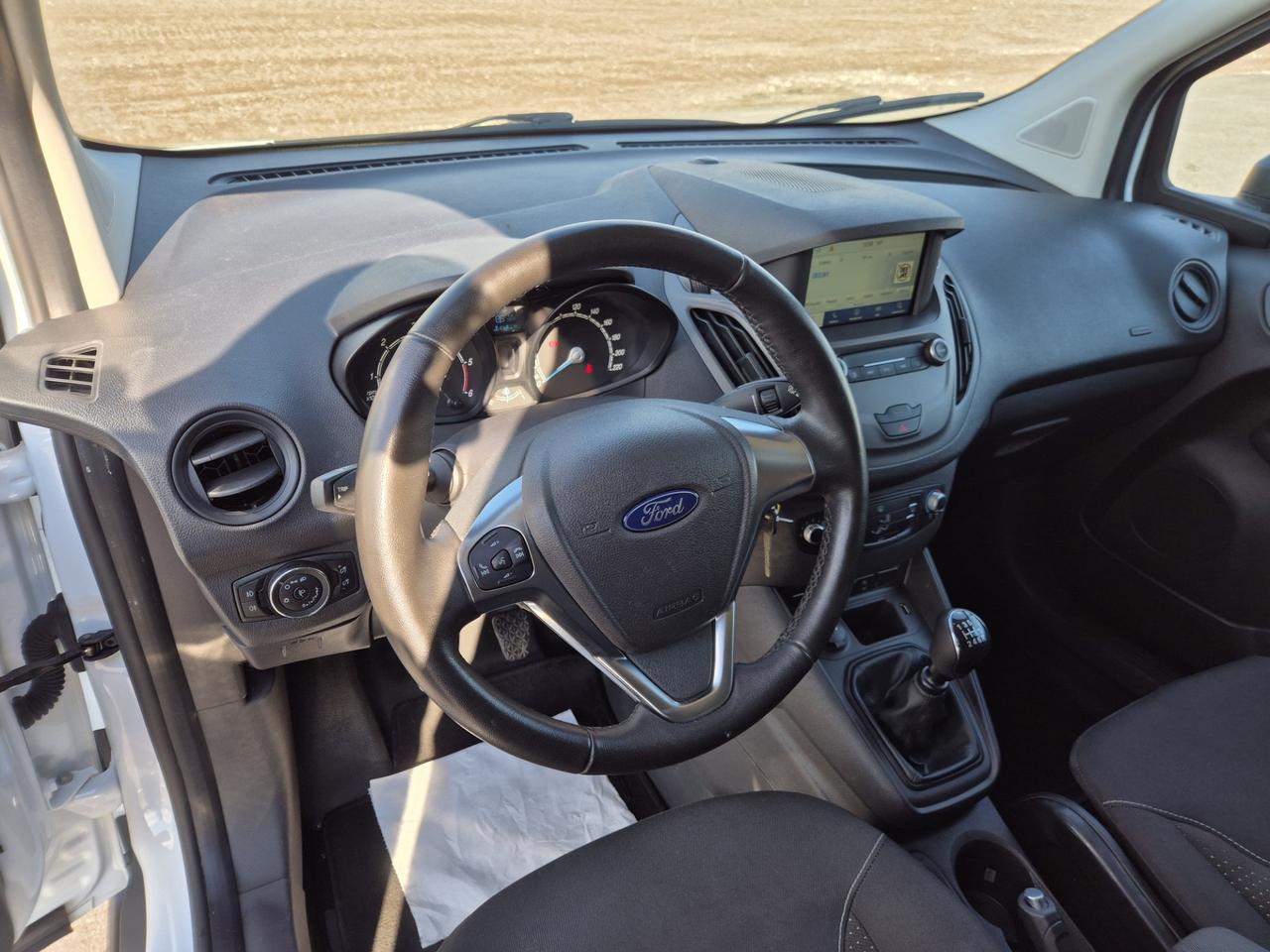 FORD TRANSIT COURIER