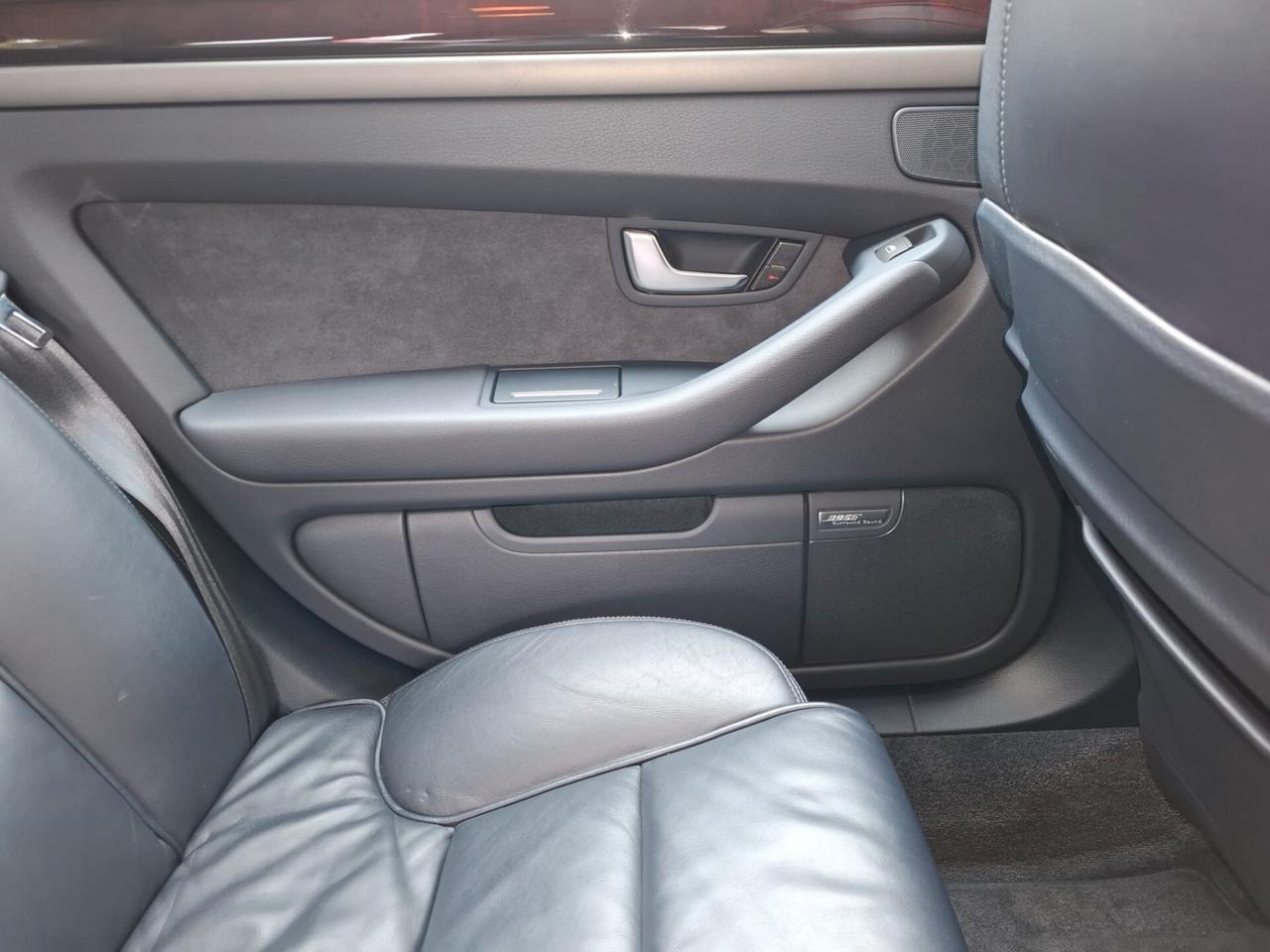 Audi A8 3.0 V6 TDI quattro tiptronic