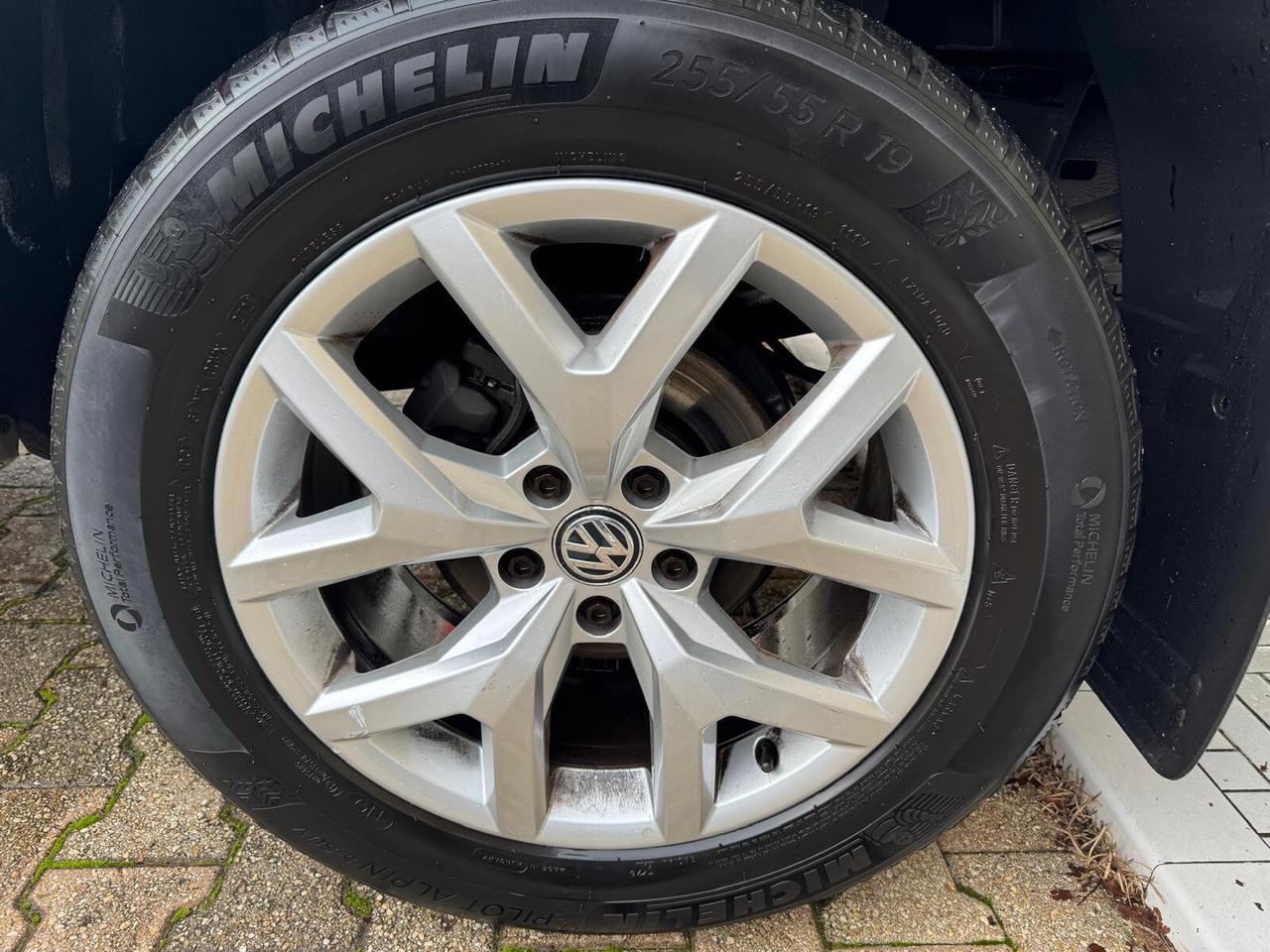 Volkswagen Amarok 3.0 V6 TDI 4MOTION BMT permanente aut. DC Comfortline