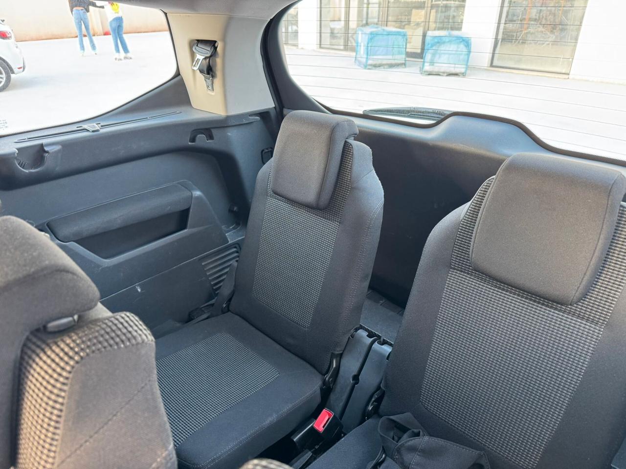 Peugeot 5008 2.0 HDi 150CV 7 POSTI