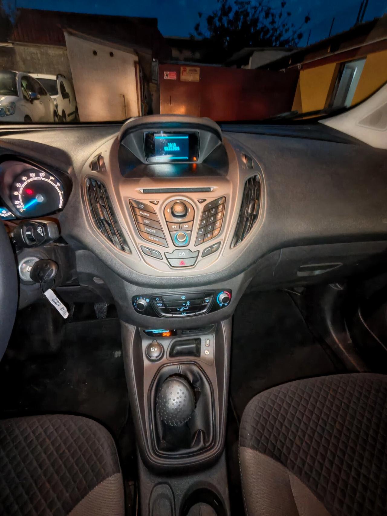 Ford Tourneo Courier 1.5 TDCI 75 CV Plus