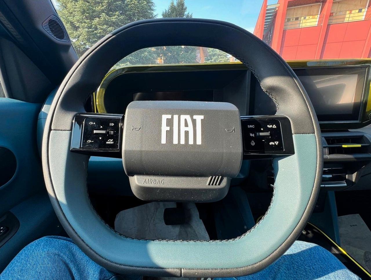 Fiat Grande Panda 1.2 Hybrid 110 CV S&S La Prima