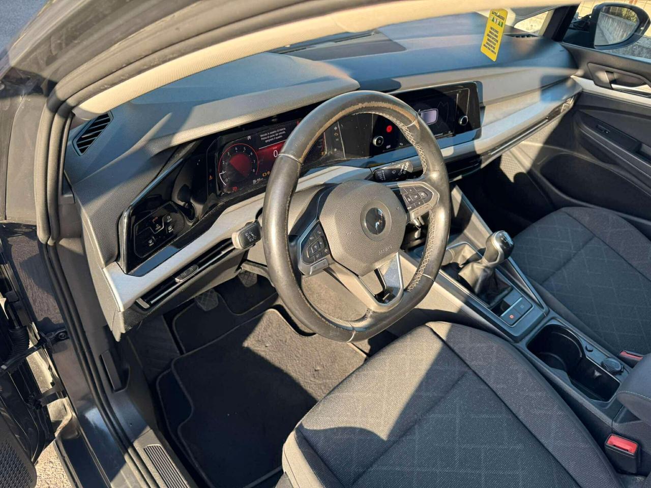 Volkswagen Golf 1.0 TSI EVO Life-2021