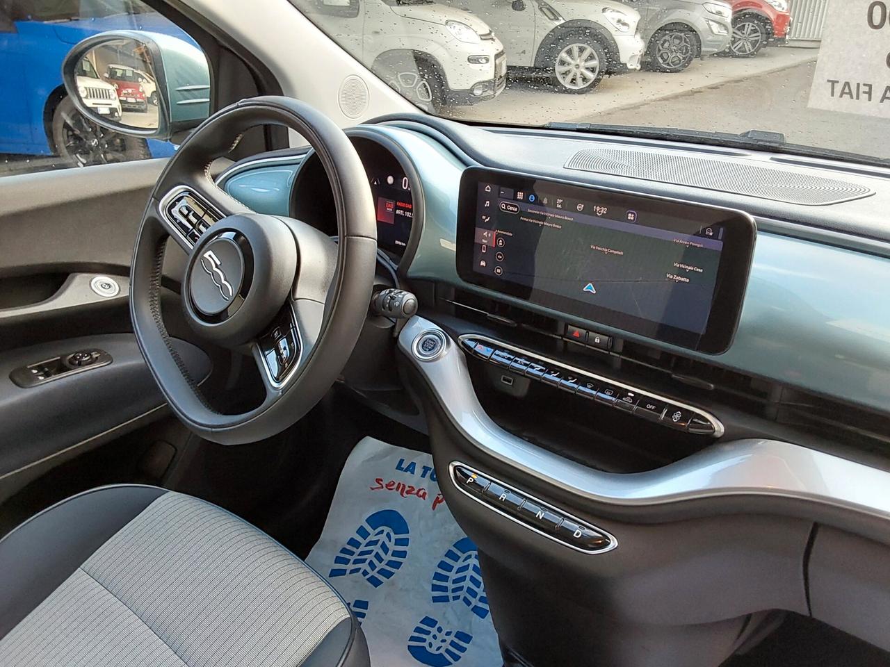 Fiat 500e 3+1 42 kWh Icon +