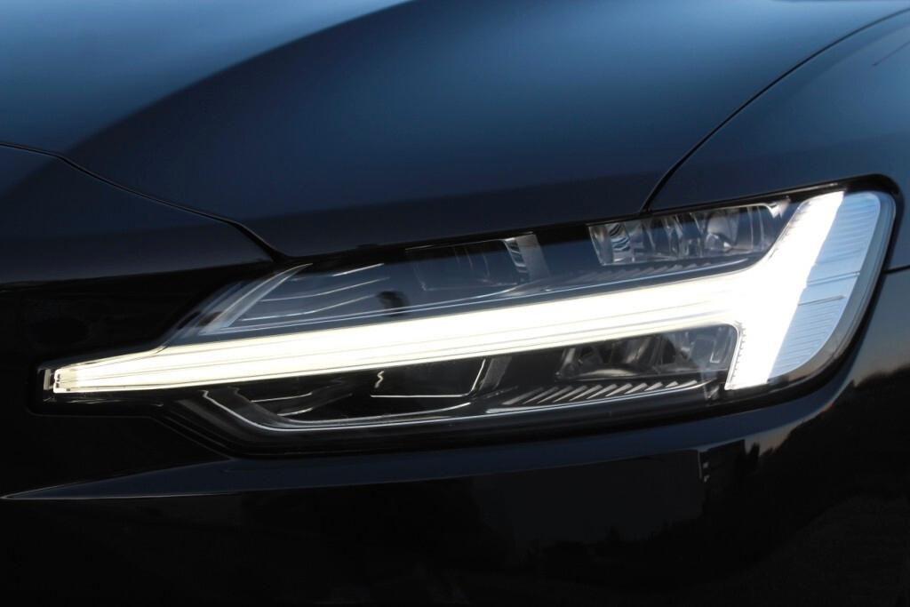 Volvo V60 2.0 D3 Geartronic *PELLE *RETROCAMERA