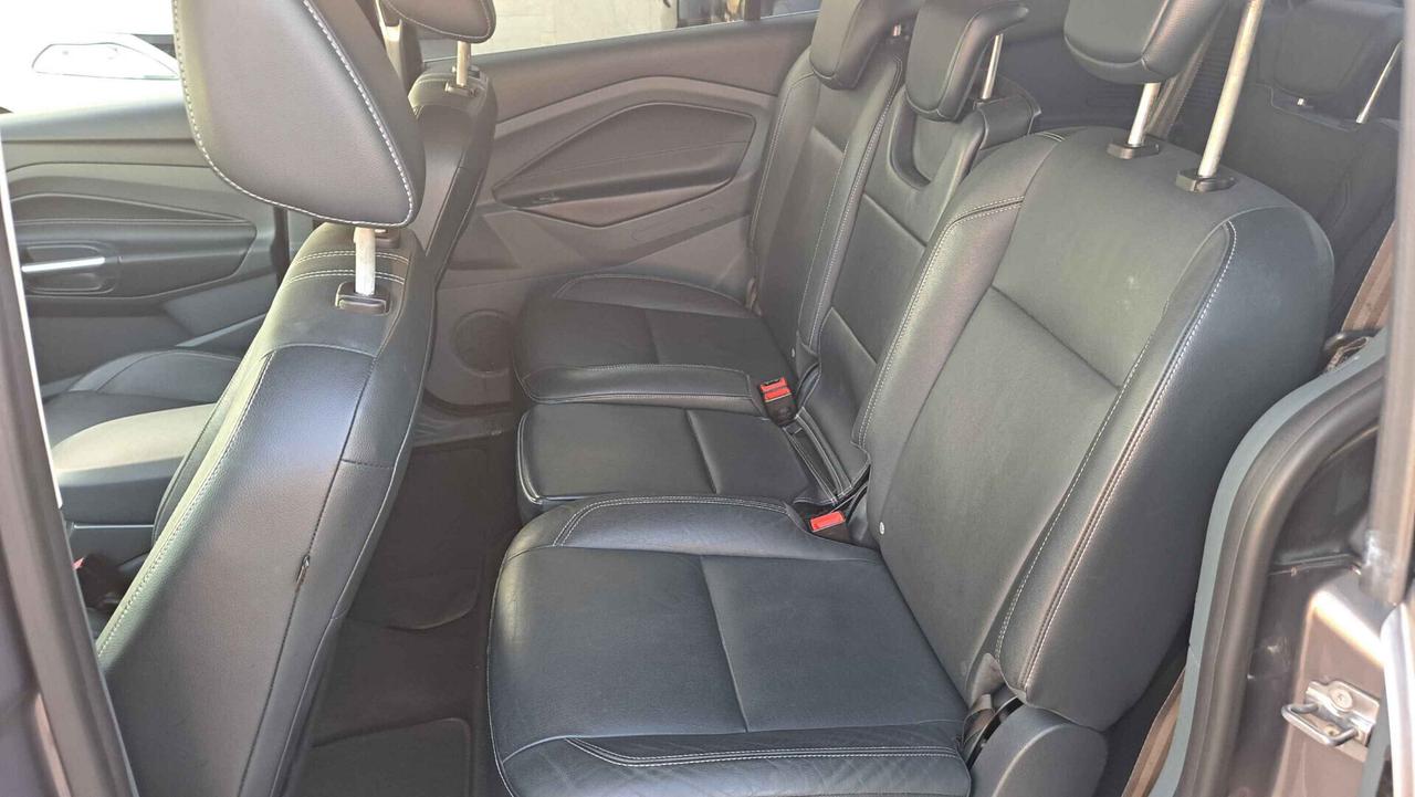 Ford C-Max 2.0 TDCi 163CV Powershift Titanium 7 Posti