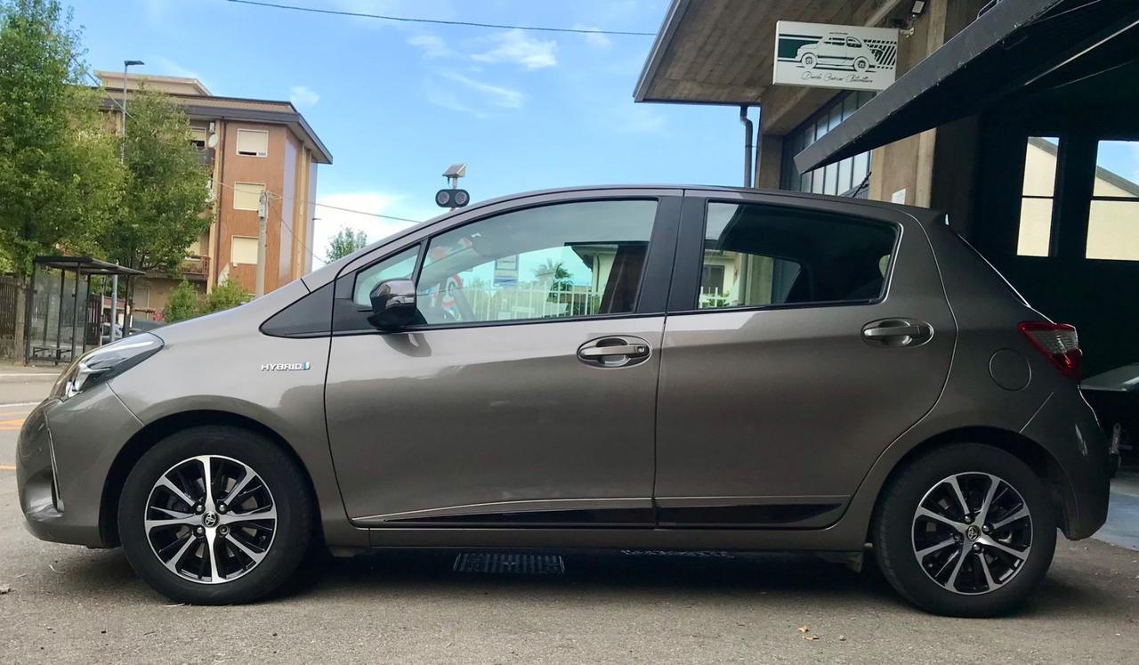 Toyota Yaris 1.5 Hybrid 5 porte Active