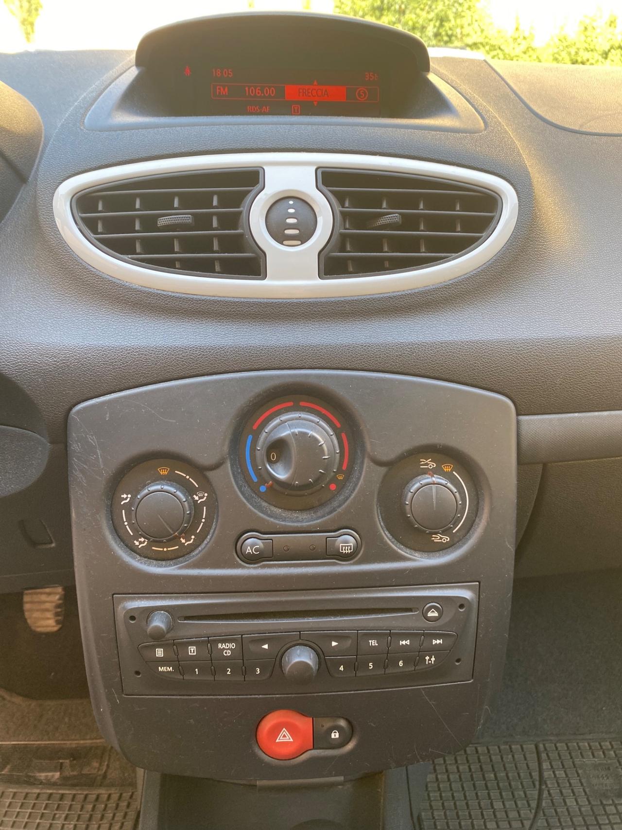 Renault Clio 1.2 16V 5 porte Yahoo!