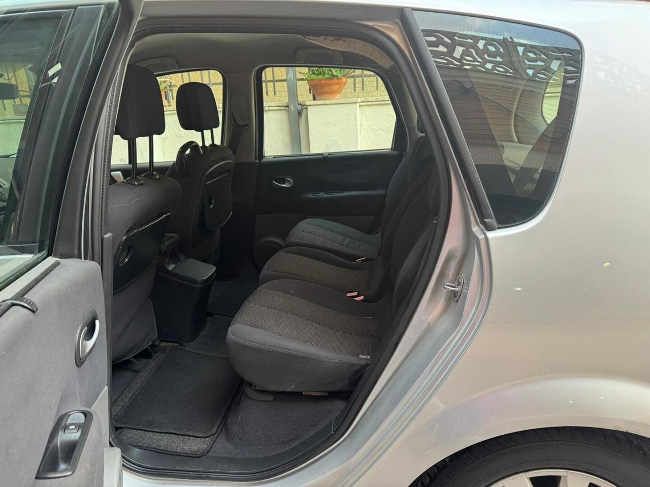 RENAULT Scenic 1.9 dCi 130CV