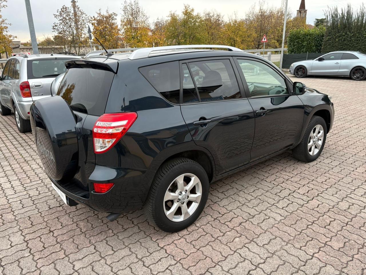 TOYOTA RAV 4 2.2 D-4D FULL OPTIONAL