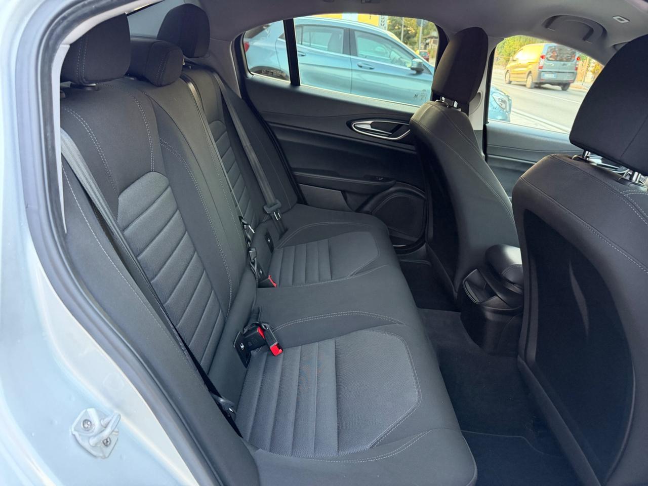 Alfa Romeo Giulia 2.2 Turbodiesel 150 CV AT8 Business