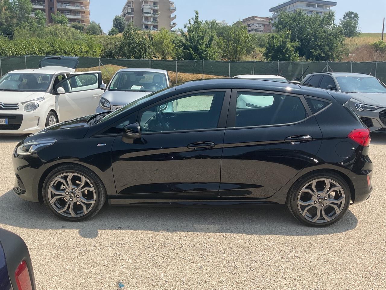 Ford Fiesta 1.0 Ecoboost Hybrid 125 CV 5 porte ST-Line