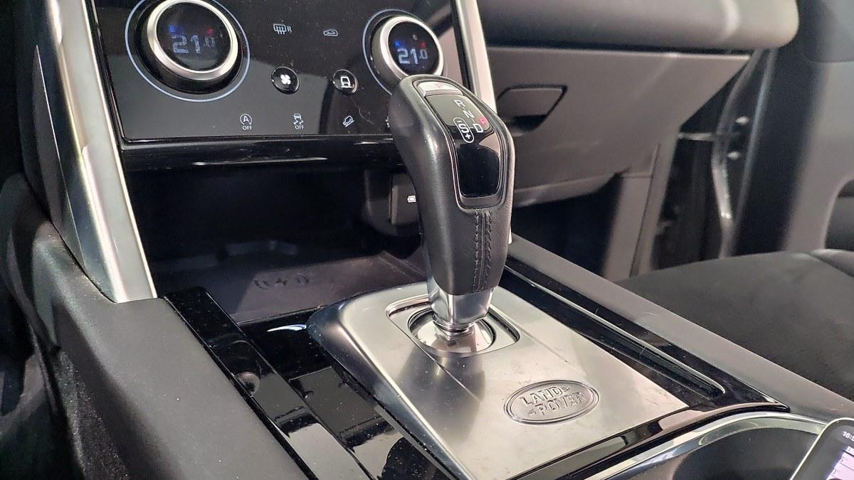 LAND ROVER Discovery Sport SOLO PER COMMERCIANTI AUTO SENZA GARANZIA