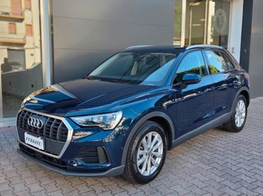 Audi Q3 35 TDI S tronic 150 cv Business