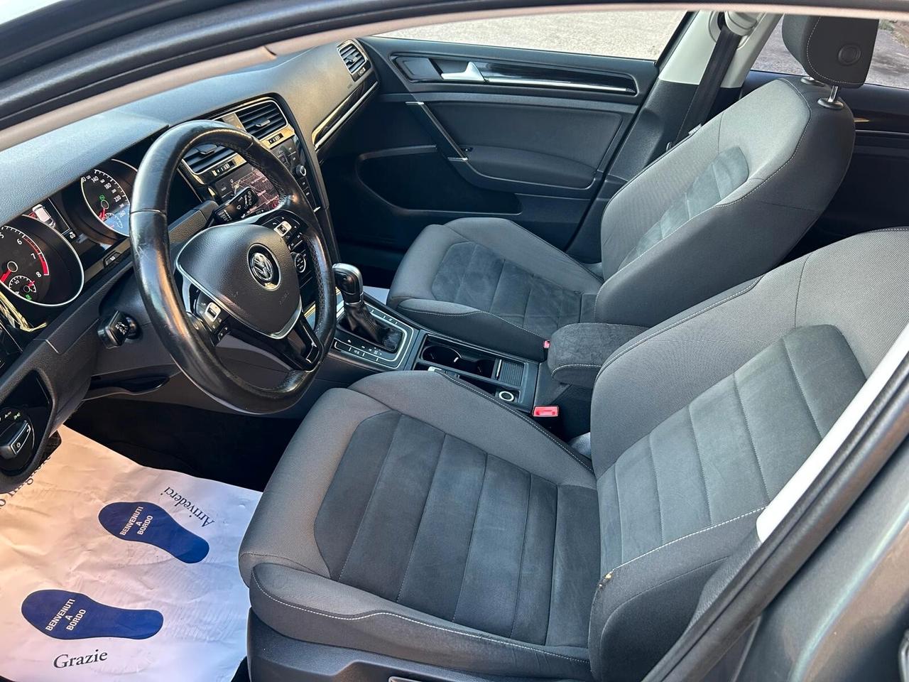 Volkswagen Golf 1.4 TGI DSG 5p. Executive BlueMotion INTERNO IN ALCANTARA
