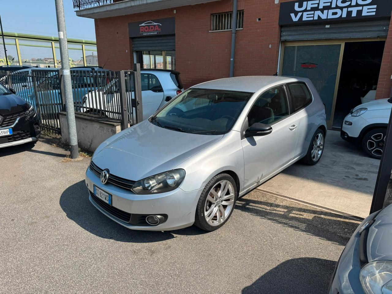 Volkswagen Golf 2.0 TDI 140CV DPF DSG 5p. Highline