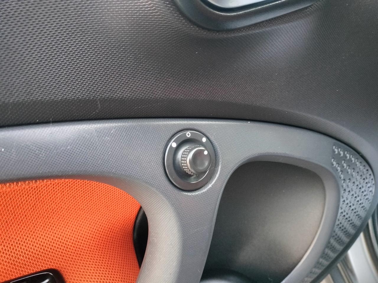 Smart ForTwo 1000 52 kW MHD coupé passion