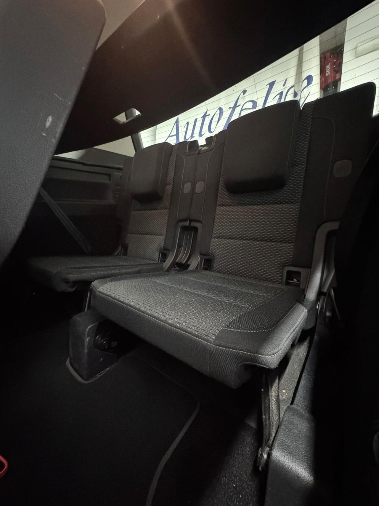 Volkswagen Touran 1.6 TDI 115 CV SCR DSG Executive BlueMotion Tech.