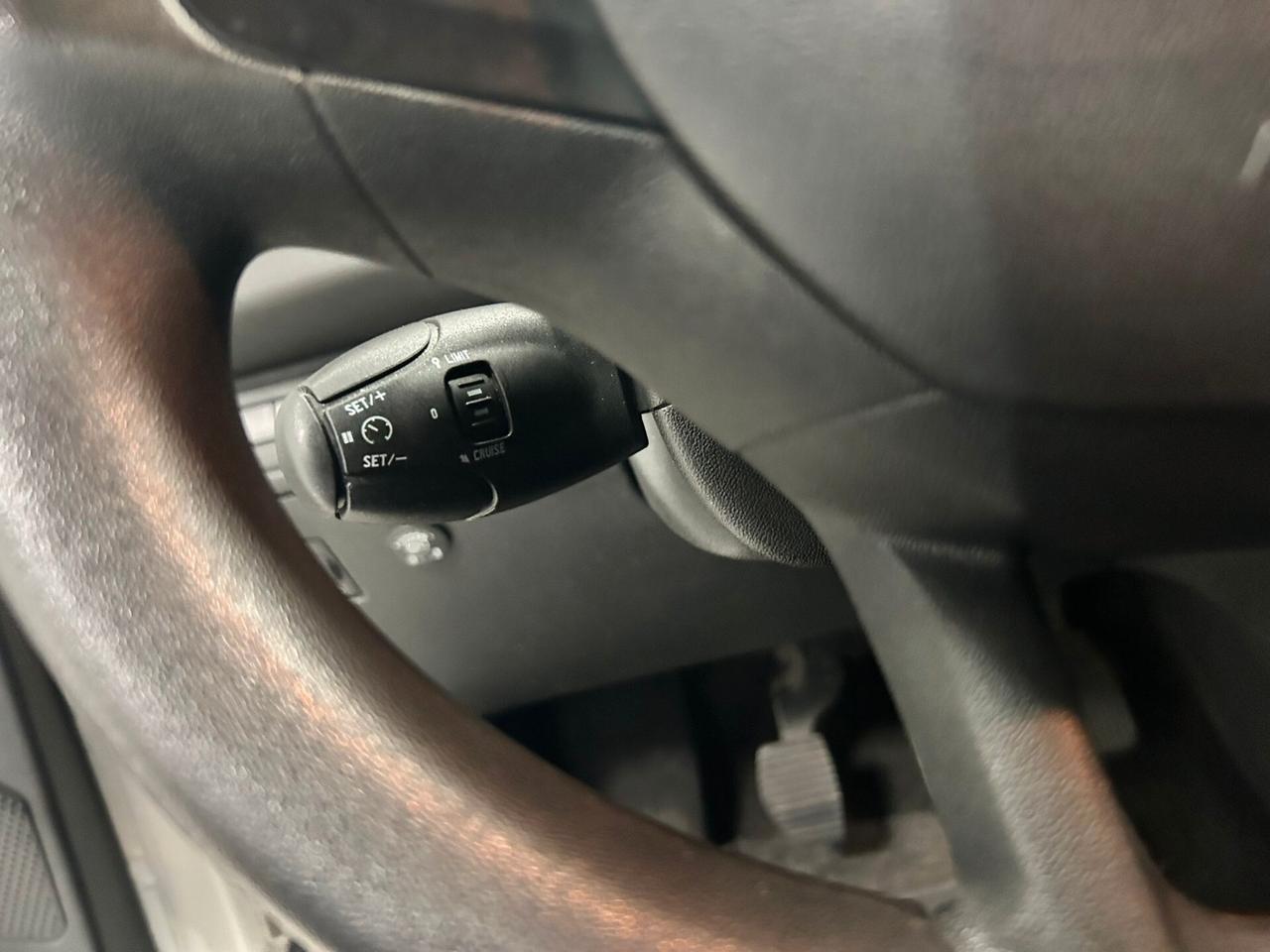 Peugeot 208 1.4 GPL X NEOPATENTATI 2014