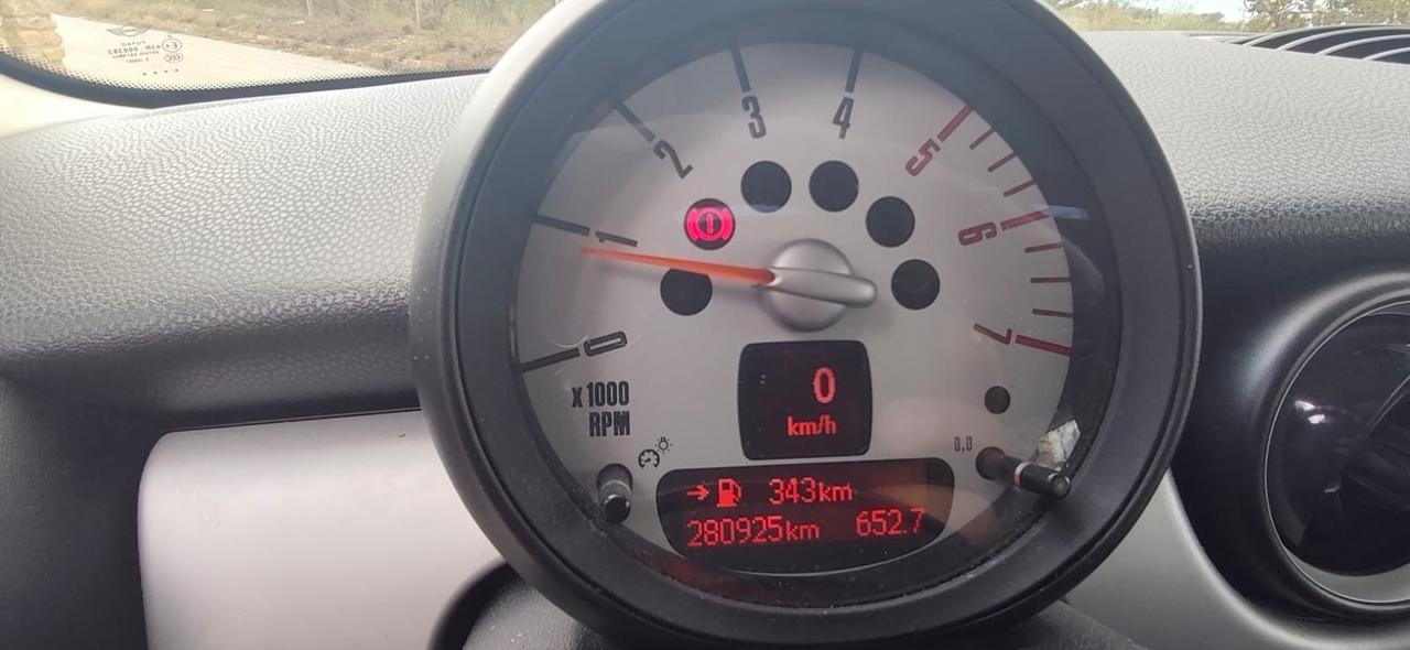 Mini 1.6 16V One D