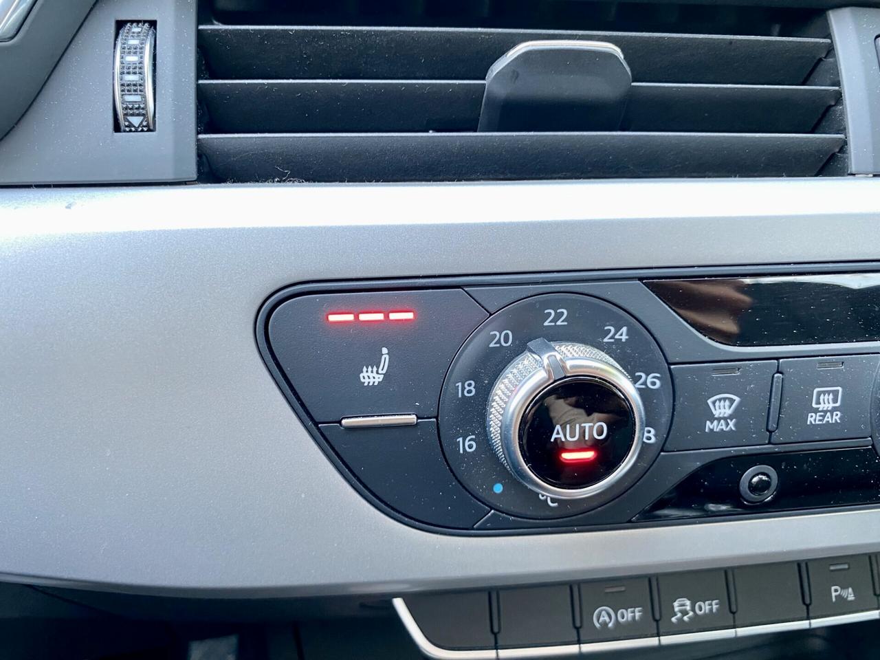 Audi A4 Avant 35 2.0 tdi 150cv s-tronic