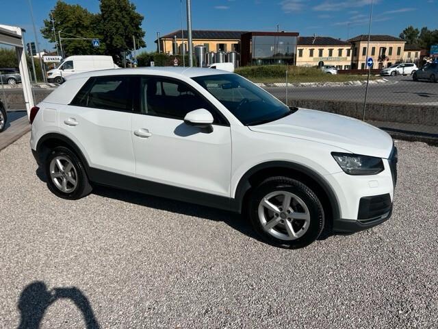 Audi Q2 1.6 tdi 116 CV Business S-tronic