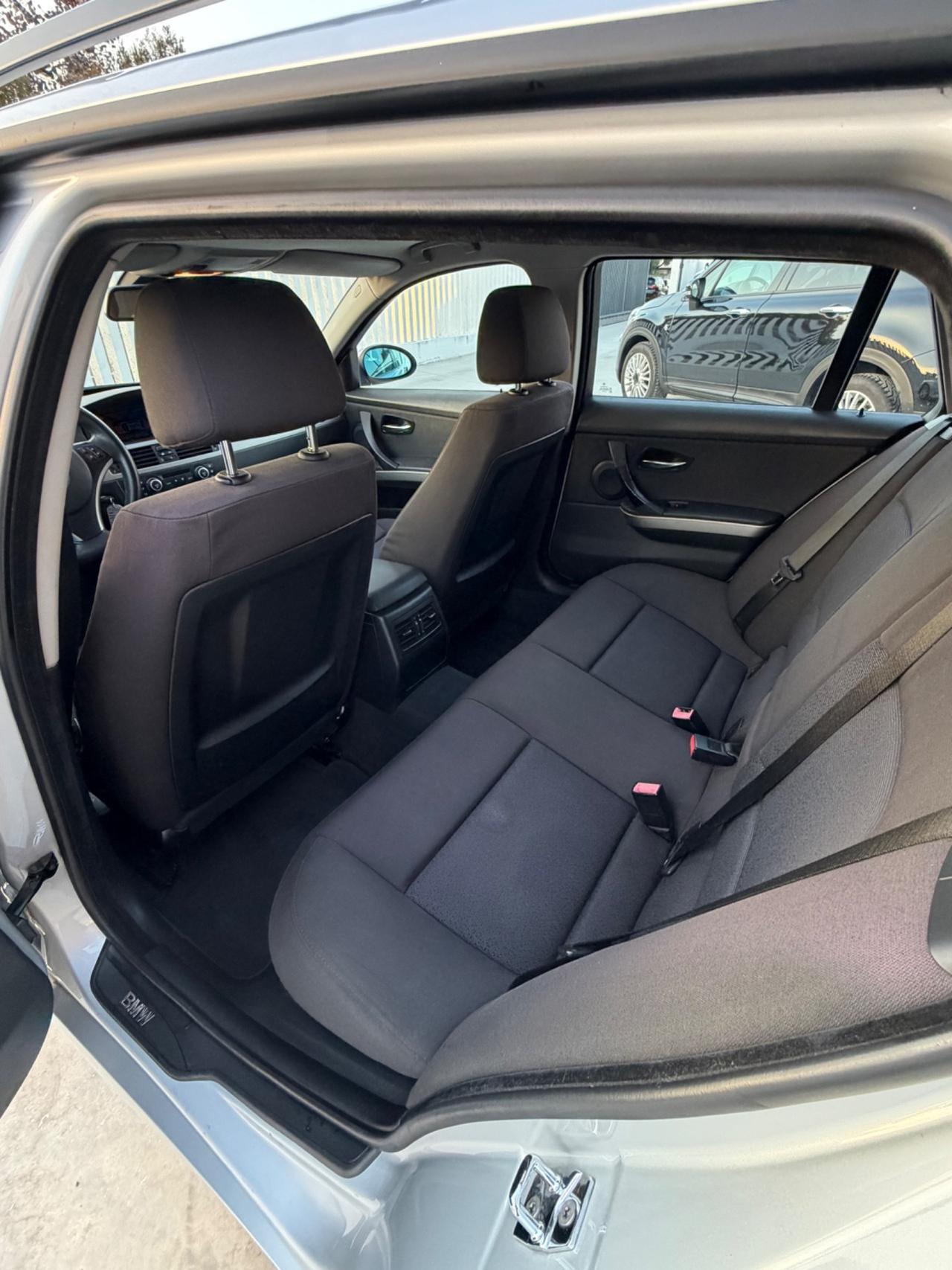 Bmw 318 318d cat Touring Attiva