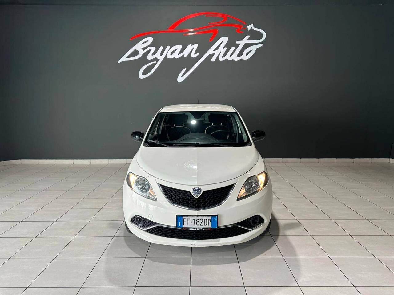 Lancia Ypsilon 1.2 69 CV 5 porte Gold (PER NEOPATENTATI)