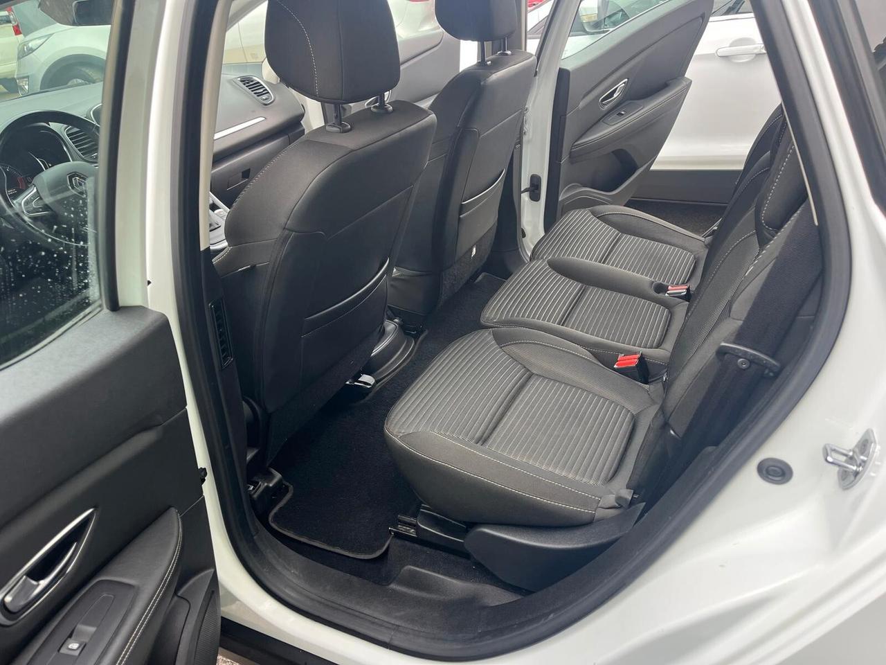 Renault Scenic Scénic dCi 8V 110 CV EDC Energy Bose