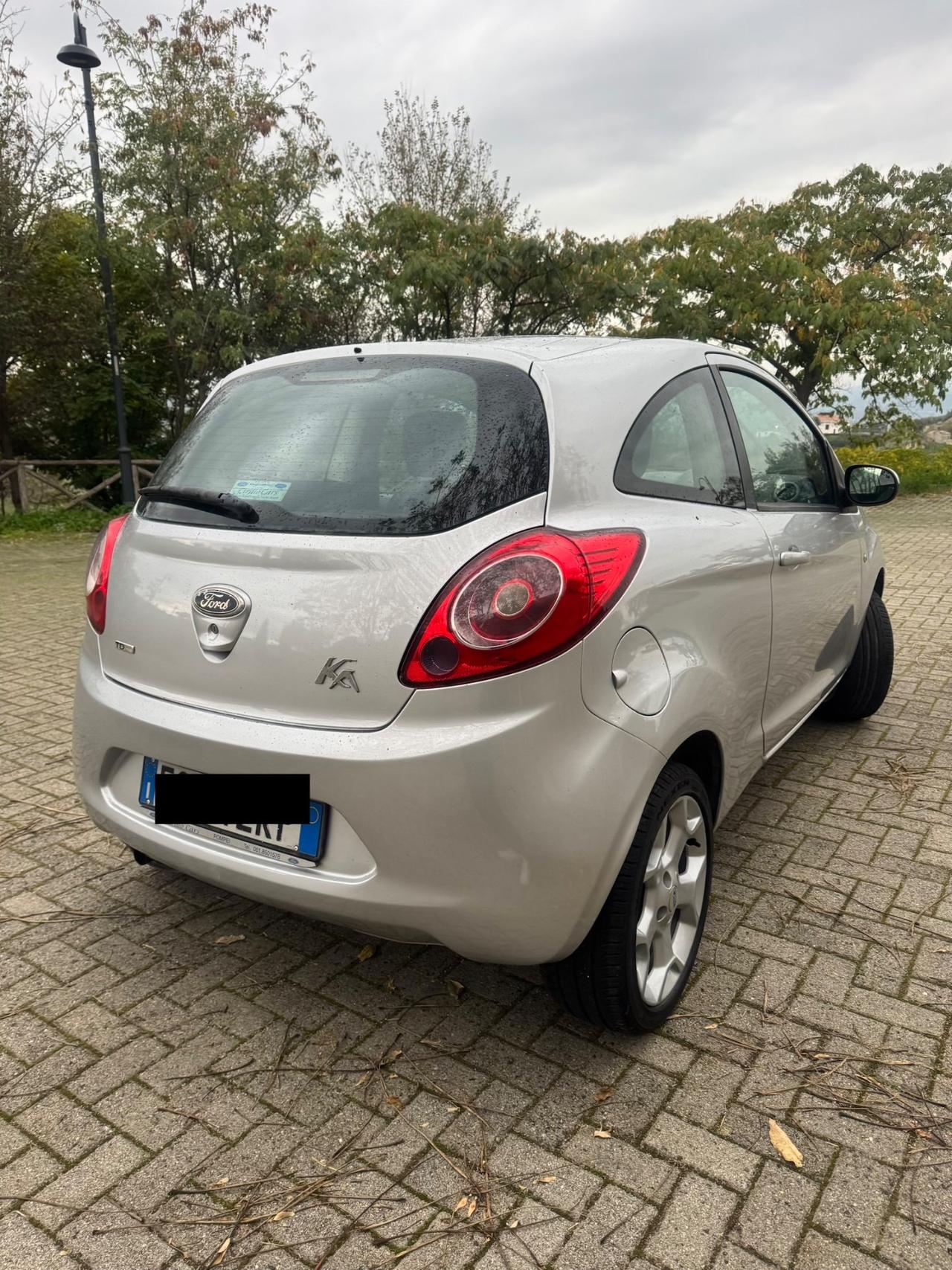 Ford Ka 1.3 Multijet 75CV *TITANIUM* 2010