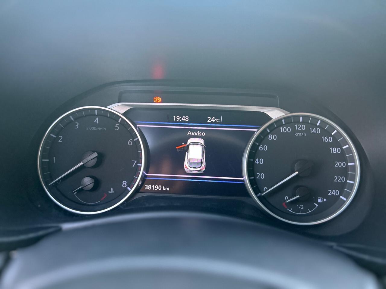 Nissan Juke 1.0 DIG-T 114 CV DCT N-Connecta