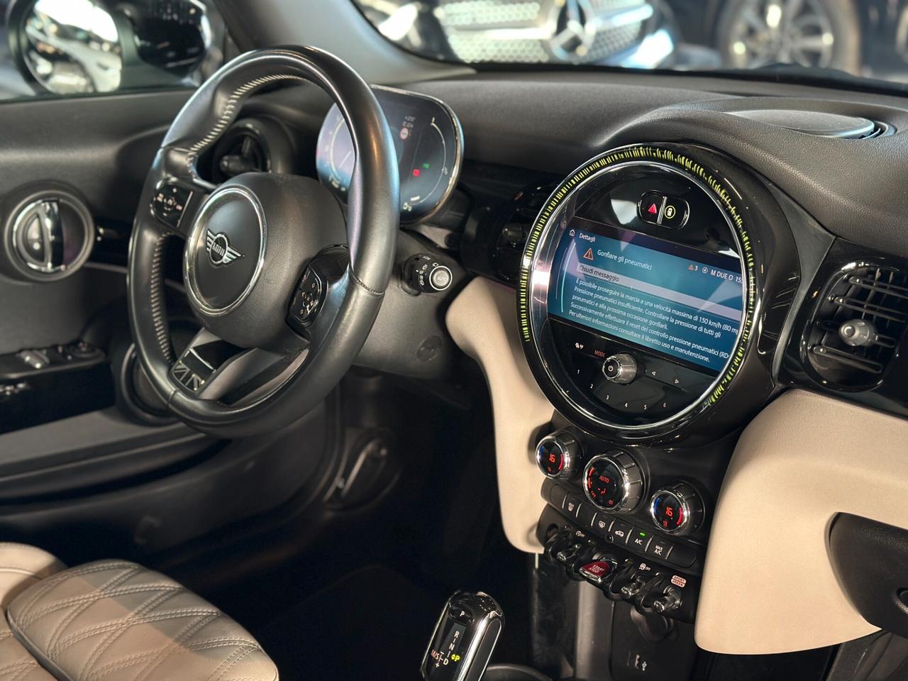 Mini 1.5 Cooper Yours