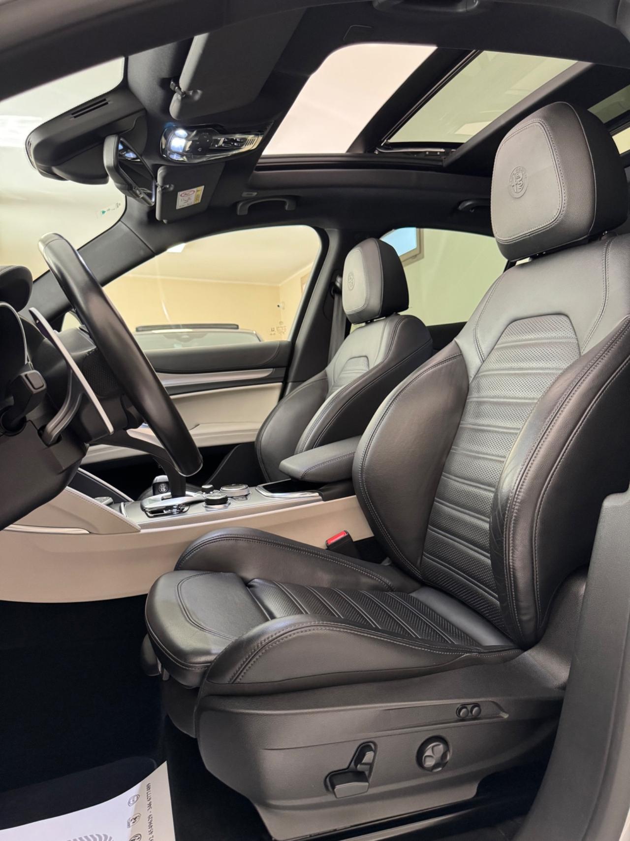Alfa Romeo Stelvio 2.2 Turbodiesel 210 CV AT8 Q4 Veloce