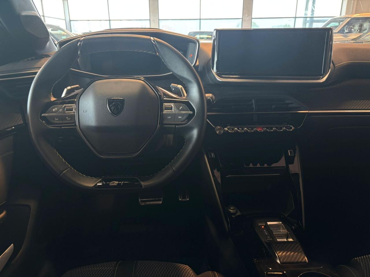 Peugeot 208 GT Hybrid 136 e-DCS6 SPOTICAR