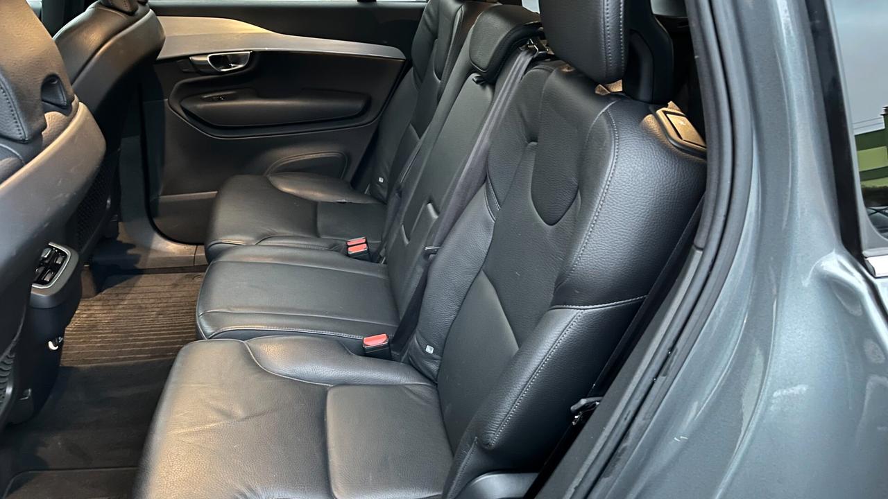 Volvo XC 90 XC90 D5 AWD Geartronic 7 posti Business Plus
