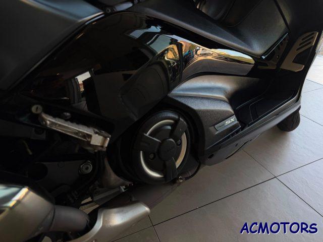 YAMAHA T Max 530 SX