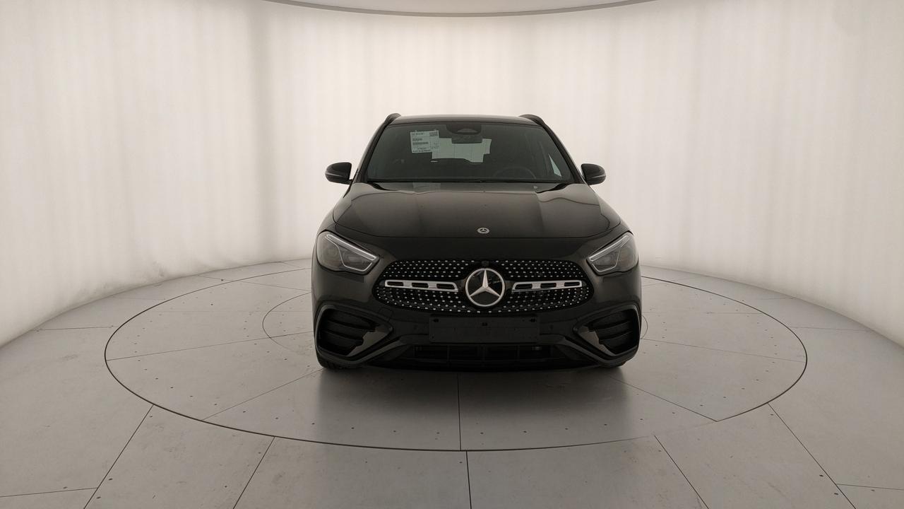 Mercedes-Benz GLA 200 d automatic