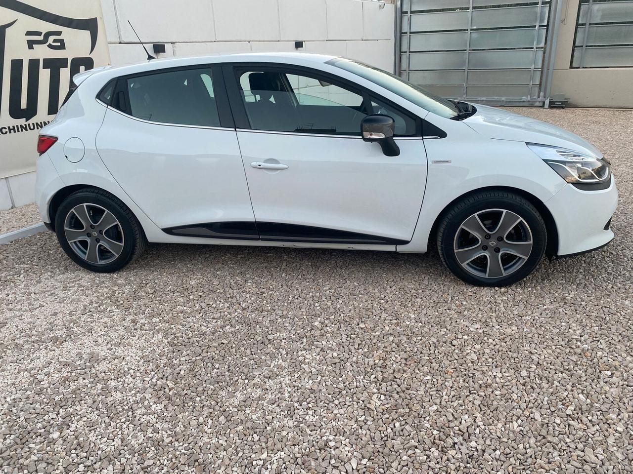 Renault Clio 1.5 dCi 8V 75CV 5 porte Costume National