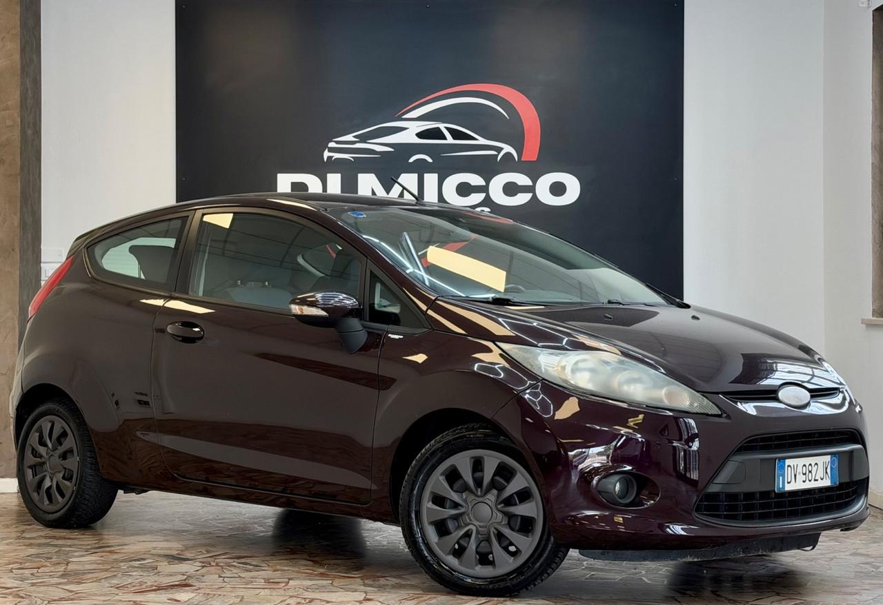 Ford Fiesta 1.2 82CV 3 porte Titanium