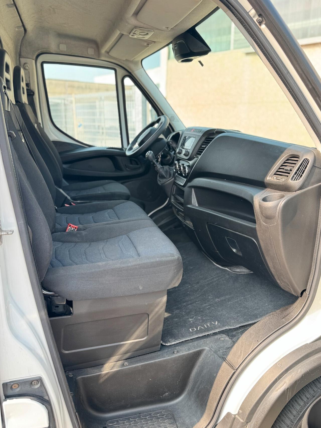 Iveco Daily 35S16V 2.3 HPT PLM-TA Furgone