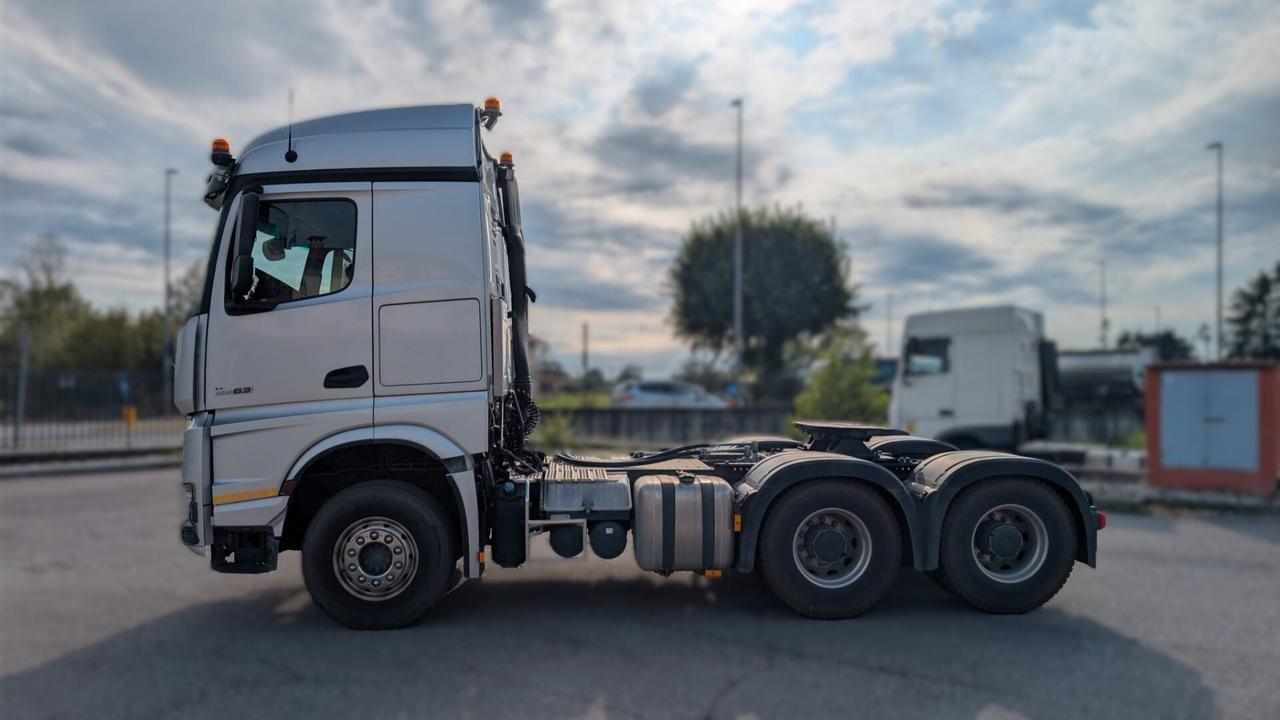 TRATTORE STRADALE MERCEDES AROCS 3363 LS